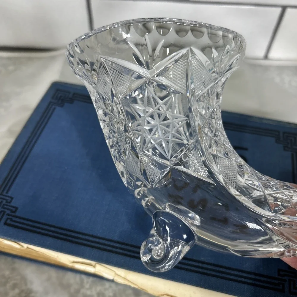 Vintage Hand-Cut Crystal Cornucopia Horn of Plenty Centerpiece Foot Vase